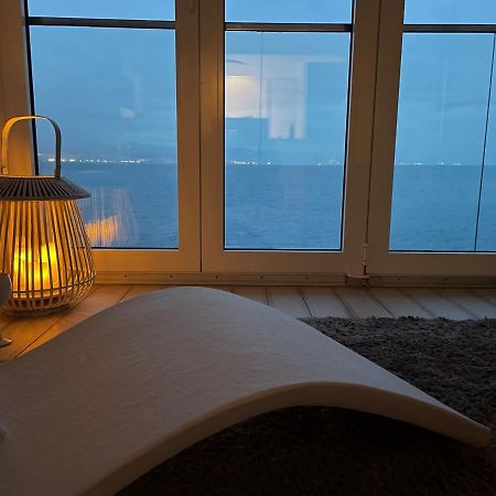 First Row To The Sea Apartman Abbázia Kültér fotó