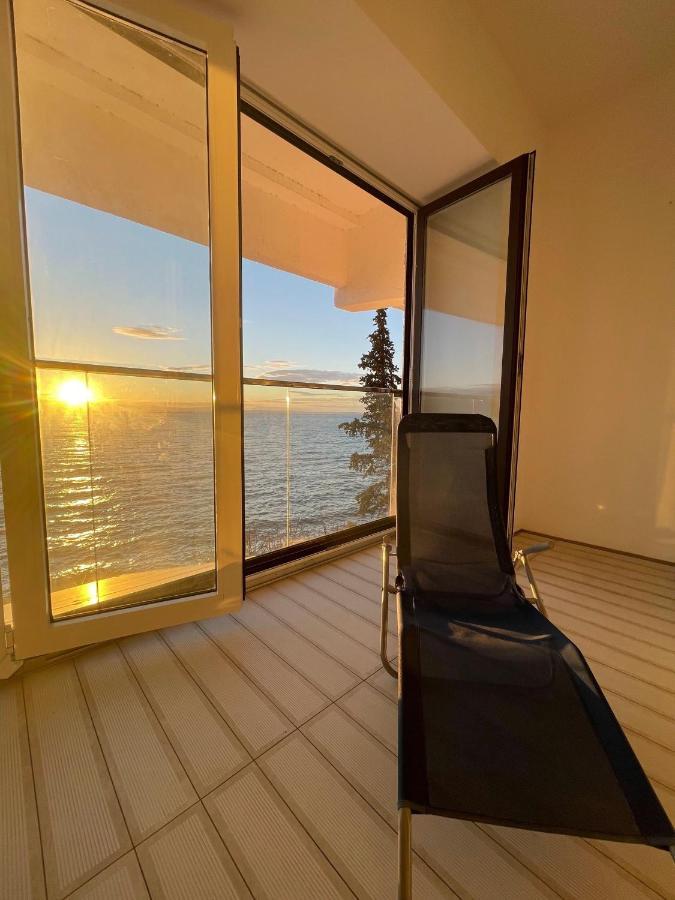 First Row To The Sea Apartman Abbázia Kültér fotó