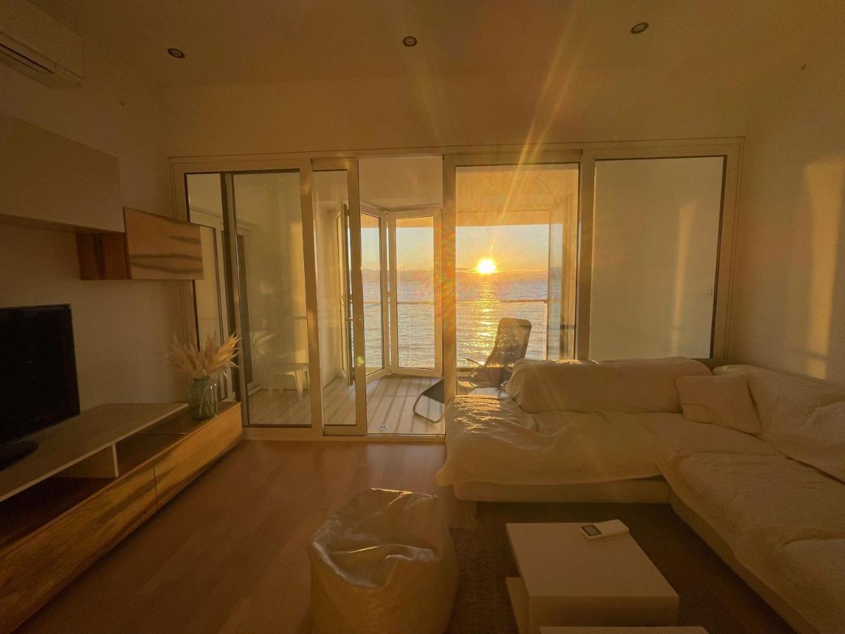 First Row To The Sea Apartman Abbázia Kültér fotó